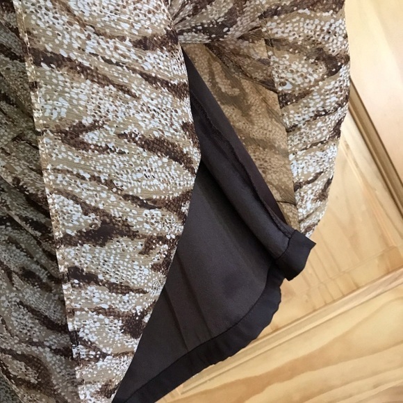 APT. 9 abstract animal print lined skirt size 6 - Picture 6 of 6